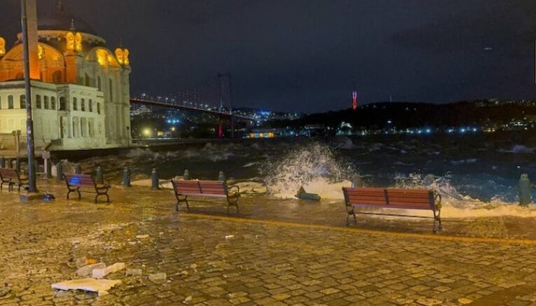 Sevgilisini kurtarmak için denize atlamıştı: 3 ay sonra cesedi bulundu