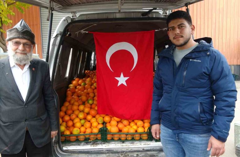 Denizlili “Elmacı Dede” Mehmetçik düşüncesince Adana’dan narenciye alıp yola çıktı