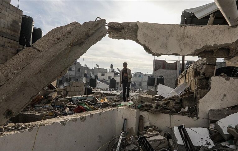 İrlandalı parlamenterlerden Gazze’de koşullu “kalıcı ateşkes” sonucuna tepki: Utanç ve