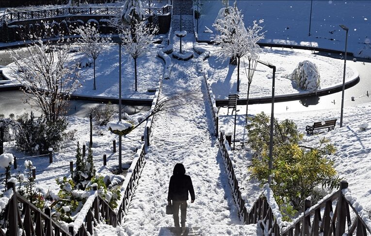 Trabzon, Hakkari ve Giresun’da öğrenime kar engeli