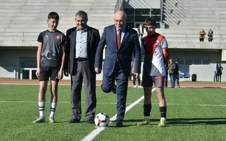 Uşak Üniversitesi spor tesislerini Uşaklıların hizmetine sundu