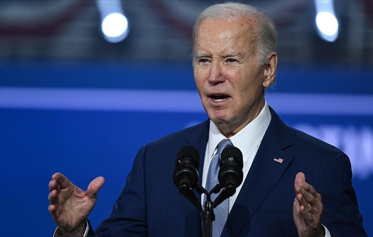 Biden, Güney Carolina’daki Demokrat Parti ön seçimlerini şen kazandı