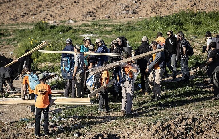 AB, şiddet eylemlerine karışan Yahudi yerleşimcilere yaptırım kararı aldı