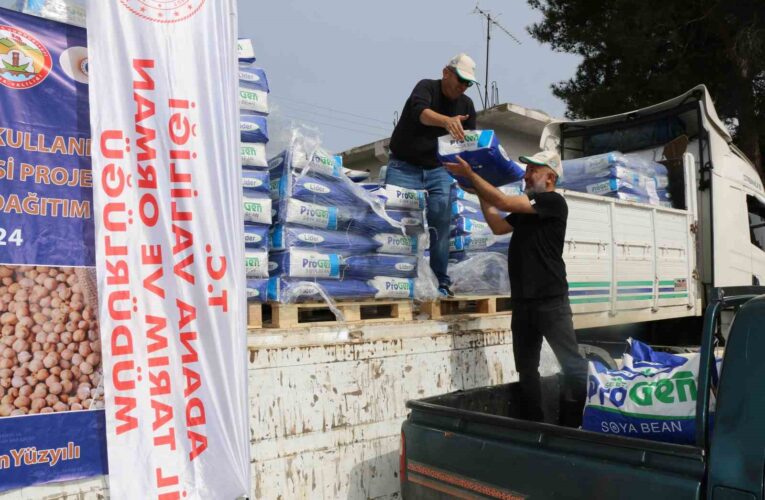 Adana’da 22 ton soya tohumu dağıtıldı