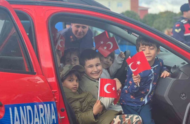 Anaokul öğrencilerine ’Vatan Sevgisi’ni anlattılar