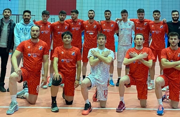 Aşkale Voleybol Takımı bir üst turda