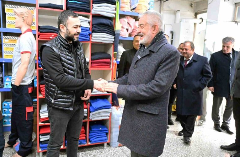 Başkan Başdeğirmen: “Onlar savuruyor biz işimize bakıyoruz”