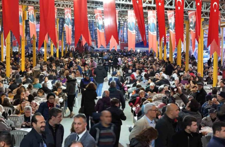 Başkan Çerçioğlu, iftarda Sökeli vatandaşlarla buluştu