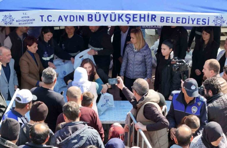 Başkan Çerçioğlu İncirliova’da vatandaşlarla bir araya geldi