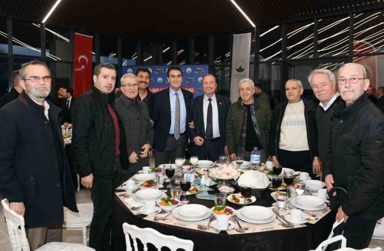 Başkan Dündar, muhtarlar ile iftarda buluştu