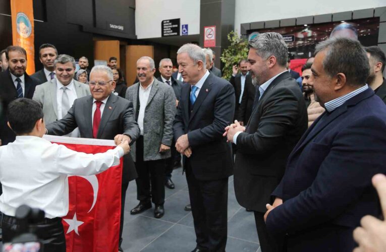 Büyükşehir KAYMEK’in gençleri, Çanakkale ruhunu anlattı