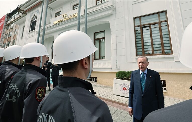 Cumhurbaşkanı Erdoğan, Bursa Valiliği’ni ziyaret etti