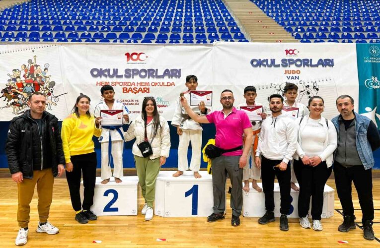 DBB’nin başarılı sporcuları madalya kazandı