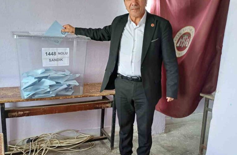 Elazığ’da 173 seçmenli köy muhtarı seçim bitmeden kazandığını ilan etti