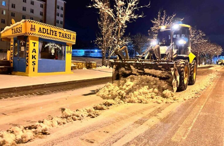 Erzurum’da 164 köyü kapalı, termometreler -13’ü gösterdi