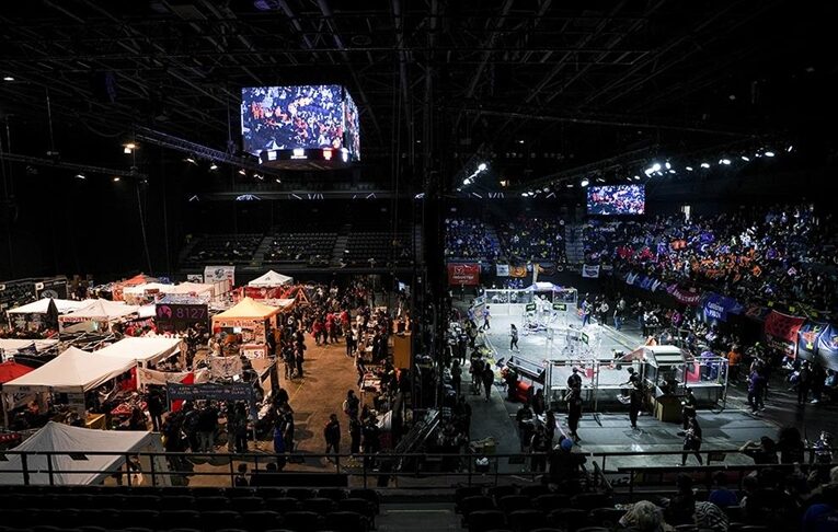 FIRST Robotics Competition’un ikinci bölgesel etkinliği İstanbul’da yapıldı