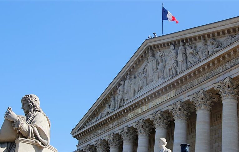 Fransız meclisi “1961 Paris Katliamı”nı kınayan önergeyi kabul etti