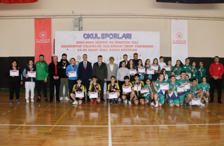 Genç yeteneklerin badminton mücadelesi tamamlandı