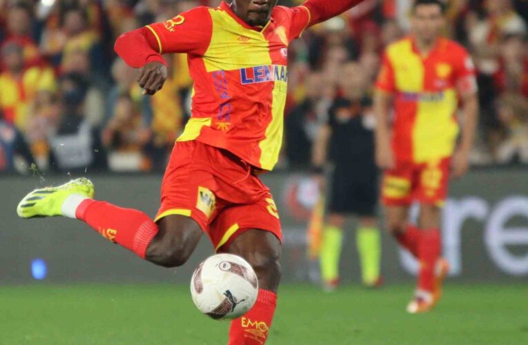 Göztepe’de Dennis, ilk 11’e yerleşti