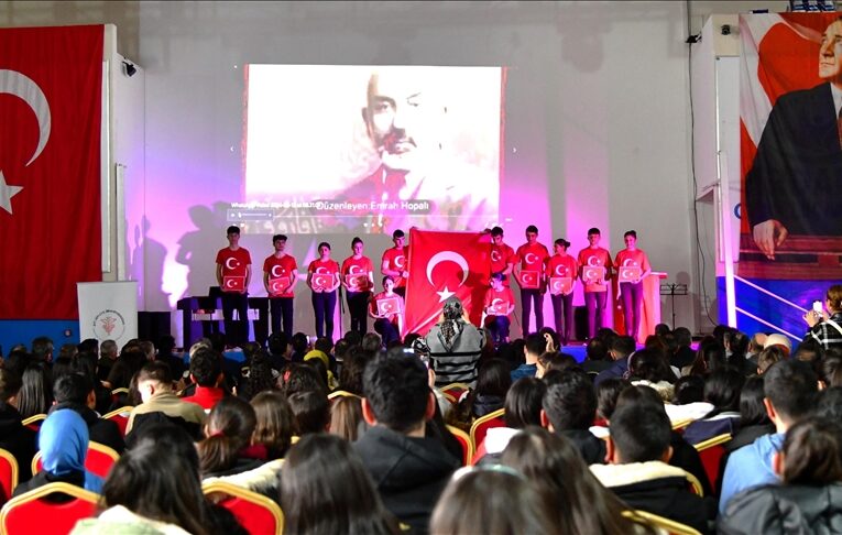 İstiklal Marşı’nın Kabulü ve Mehmet Akif Ersoy’u Anma Günü kutlandı