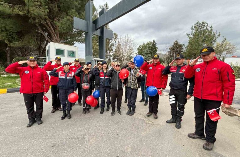 Jandarma özel misafirlerini ağırladı