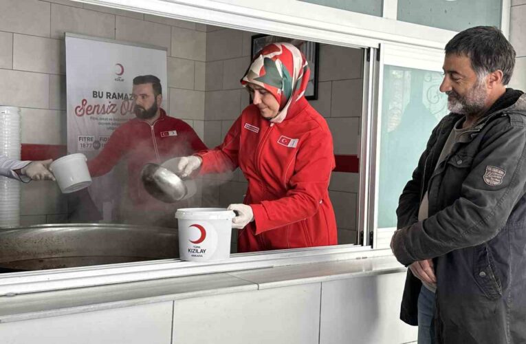 Kızılay’dan, Ankara’da her gün 3 bin aileye sıcak yemek