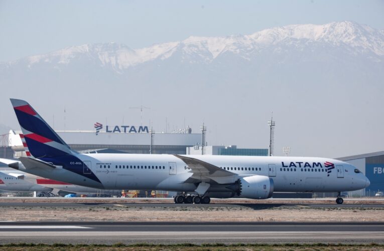 LATAM Havayolları’na ait uçaktaki teknik sorun nedeniyle 50 kişi yaralandı