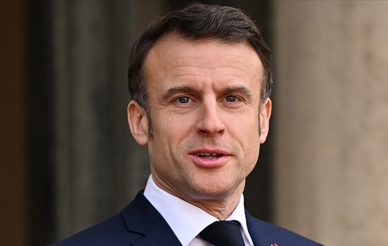 Macron, kömürden kurtularak nükleer ve yenilenebilir enerjiye yönelmek istiyor