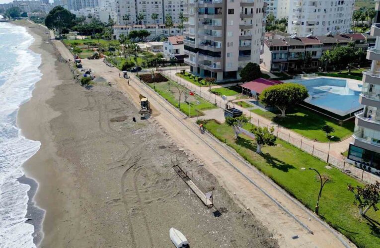 Mezitli sahilinde 13 kilometrelik yeni yol projesi başlatıldı