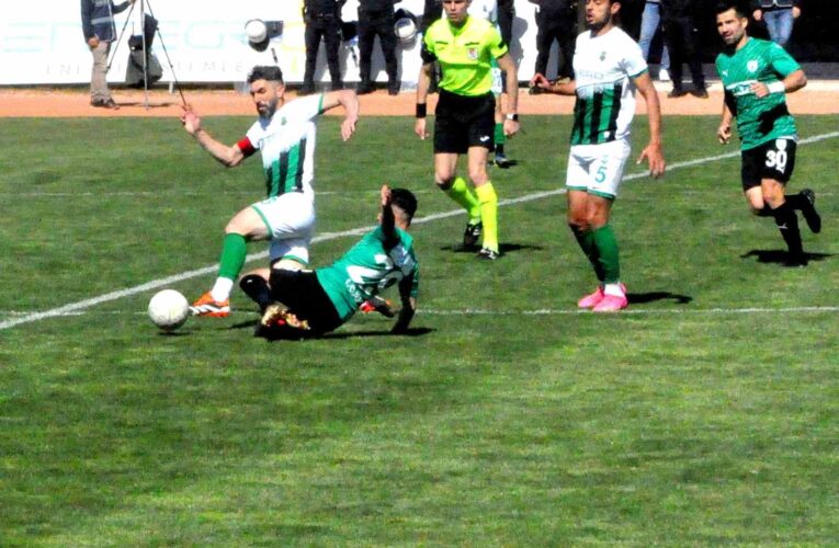 Muğla derbisinde 3 puanın sahibi Muğlaspor oldu