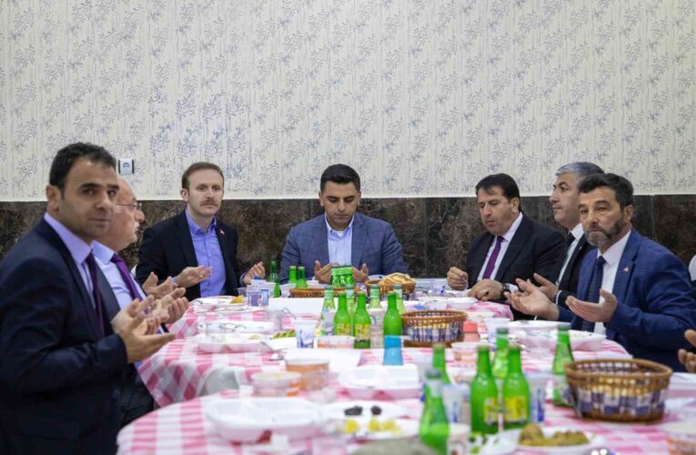 Otlukbeli’nde toplu iftar programı düzenlendi