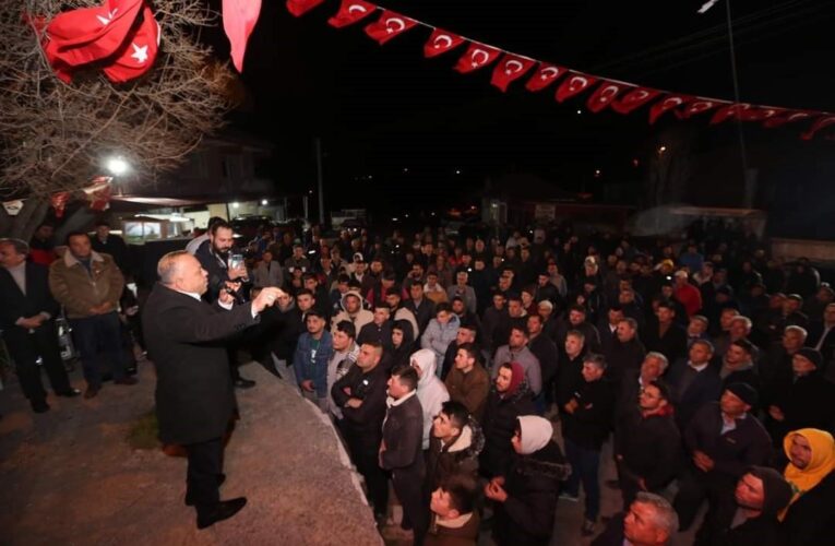 Özel’in Başalan Mahallesi buluşması mitinge döndü