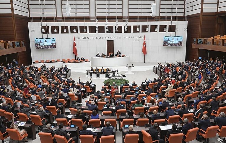 TBMM’de yeni anayasa görüşme trafiği Ramazan Bayramı’nın ardından başlıyor