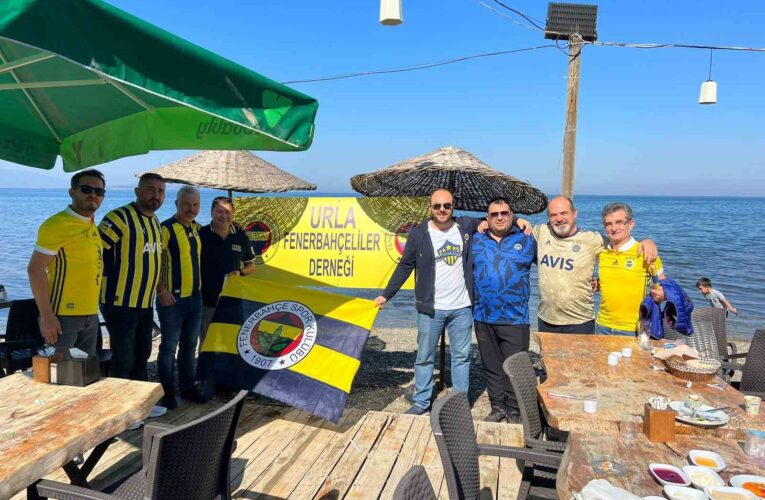 Urla Fenerbahçeliler Derneği depremzede çocukları sevindirdi