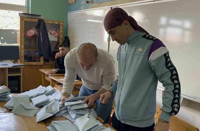 Uşak’ta sandıklar kapandı, oy sayım işlemi devam ediyor