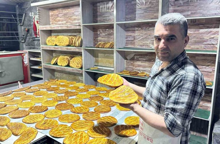 Van’ın meşhur lezzeti Yüksekova’nın sahur sofralarında