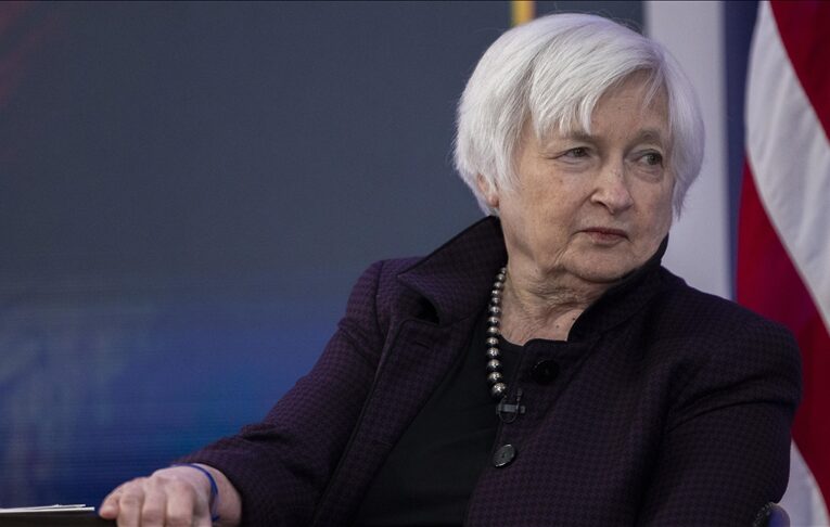 ABD Hazine Bakanı Janet Yellen, Çin’i ziyaretinde “kapasite fazlası üretime” işaret e