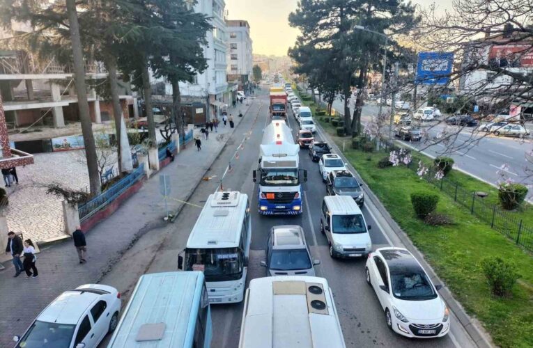 Karadeniz Sahil Yolu’nun Ordu güzergâhında trafik yoğunluğu