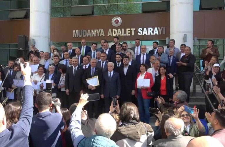 Mudanya Belediye Başkanı Deniz Dalgıç göreve resmen başladı