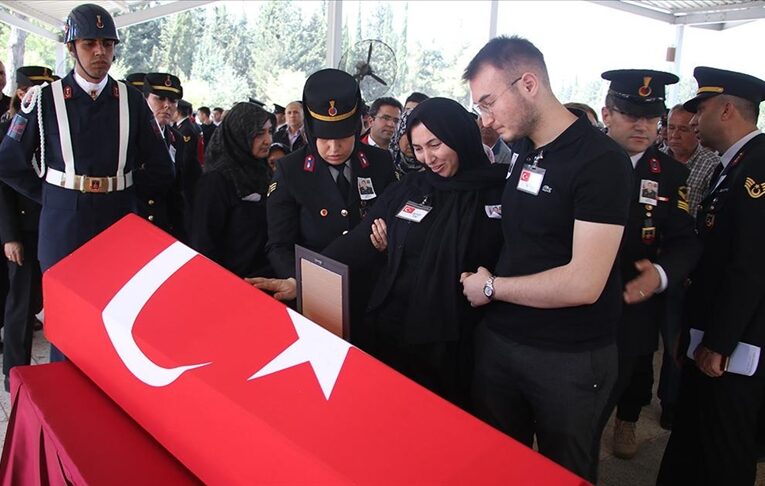 Şehit Jandarma Astsubay Kıdemli Başçavuş Çullu, Adana’da son yolculuğuna uğurlandı