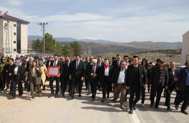 Suşehri Belediyesi’nde devir teslim töreni