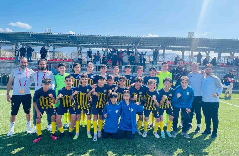 Talasgücü Belediyespor, U-14 finaline yükseldi