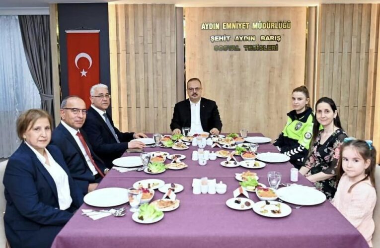 Vali Canbolat şehit aileleri, gaziler ve gazi yakınları ile iftarda buluştu