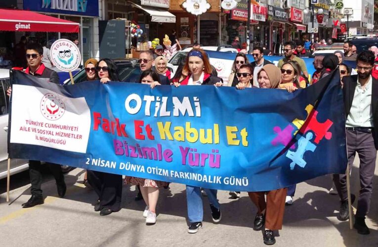 Yozgat’ta otizm farkındalık yürüyüşü düzenlendi